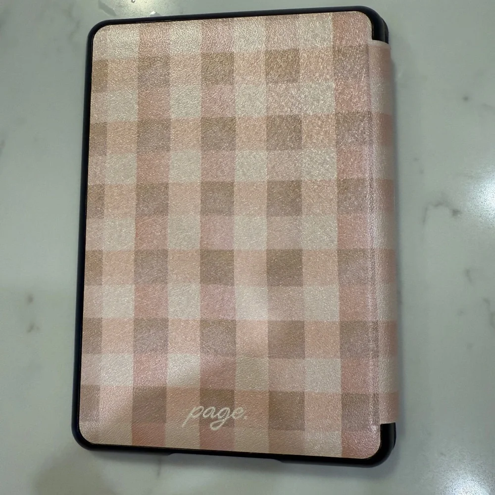 Picnic Plaid Paperwhite Kindle Case